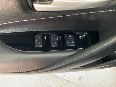 2024 Toyota Corolla Hatchback SE