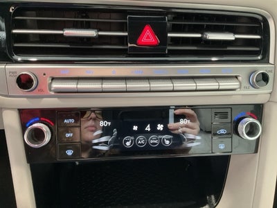 2024 Genesis G70 2.5T