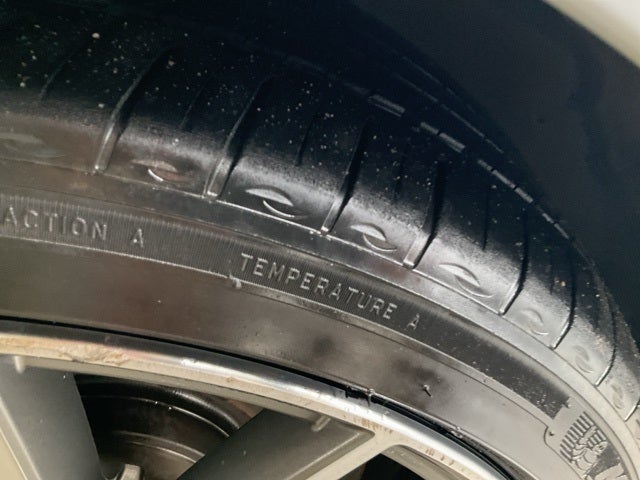 2024 Genesis G70 2.5T