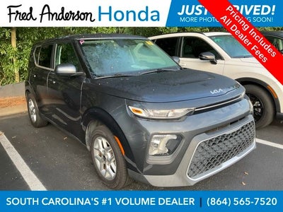 2022 Kia Soul LX