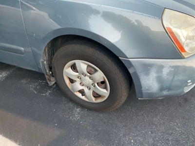 2008 Kia Sedona LX