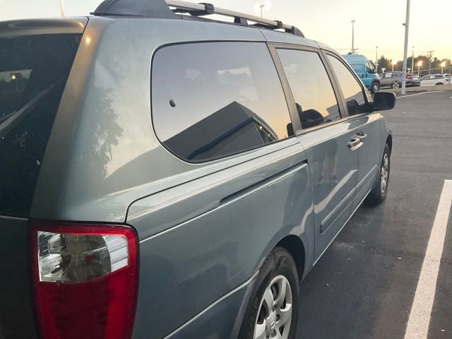 2008 Kia Sedona LX