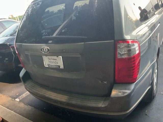 2008 Kia Sedona LX