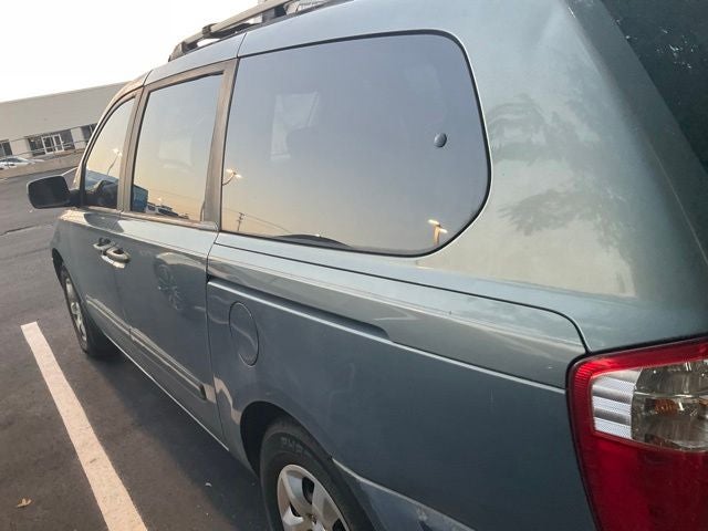 2008 Kia Sedona LX