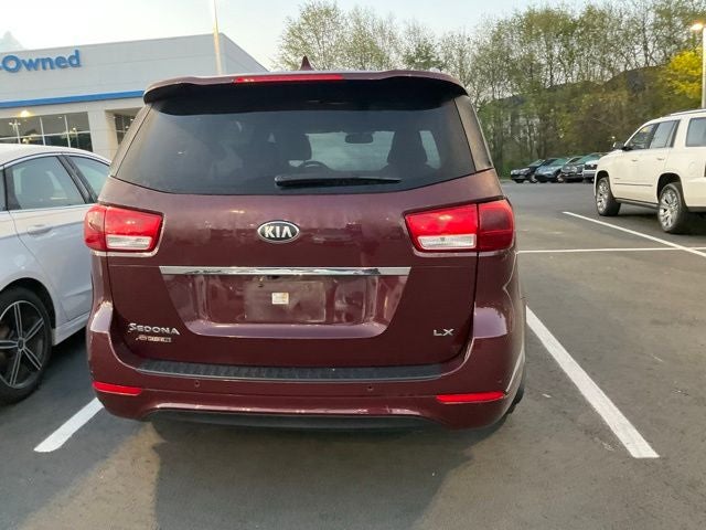 2016 Kia Sedona LX