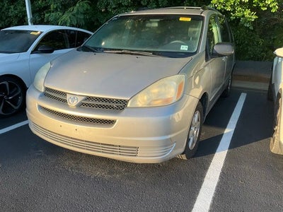 2005 Toyota Sienna LE