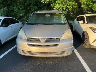 2005 Toyota Sienna LE