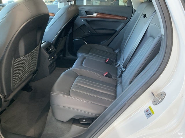 2023 Audi Q5 40 Premium quattro