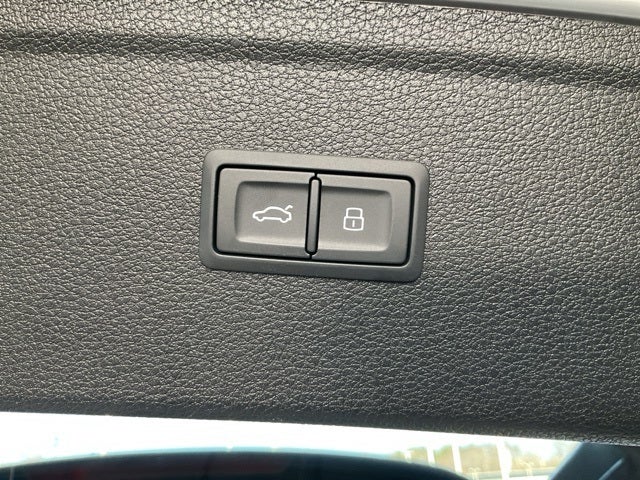 2023 Audi Q5 40 Premium quattro