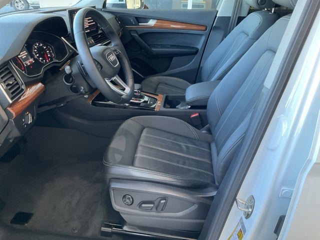 2023 Audi Q5 40 Premium quattro