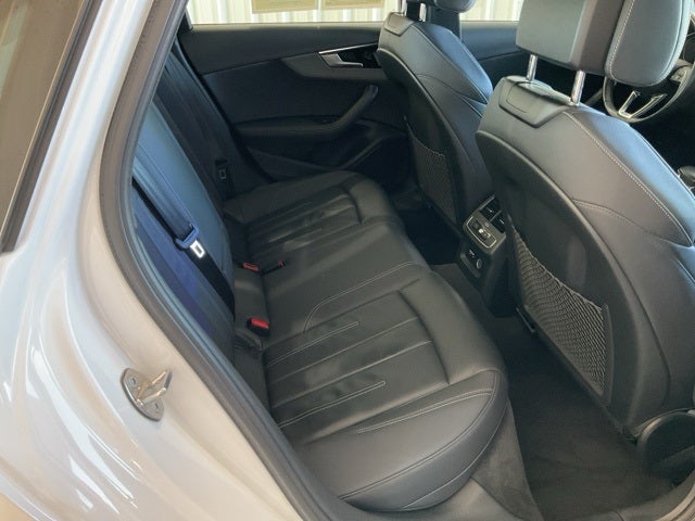 2023 Audi A4 45 S line Premium Plus quattro