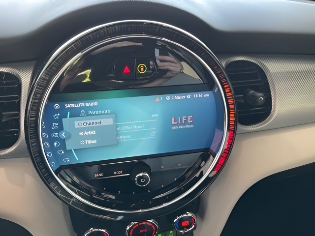 2023 MINI Cooper SE Electric Iconic
