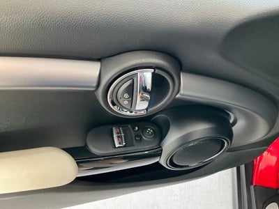 2023 MINI Cooper SE Electric Iconic