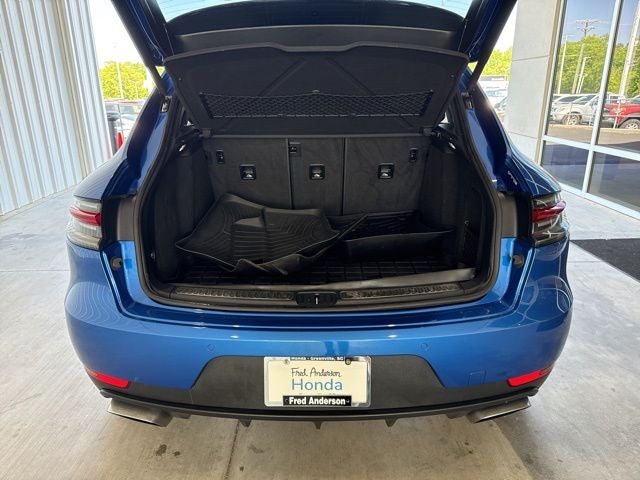 2020 Porsche Macan Base