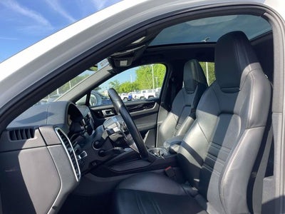 2020 Porsche Cayenne Coupe Base