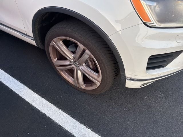 2016 Volkswagen Touareg VR6 FSI Executive