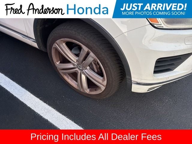 2016 Volkswagen Touareg VR6 FSI Executive