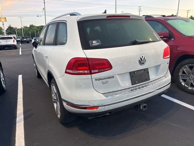 2016 Volkswagen Touareg VR6 FSI Executive