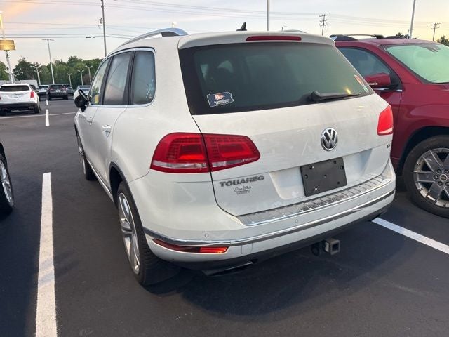 2016 Volkswagen Touareg VR6 FSI Executive