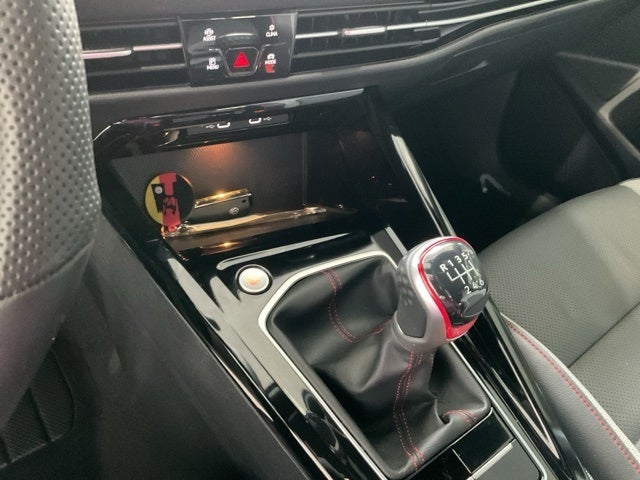 2024 Volkswagen Golf GTI Autobahn