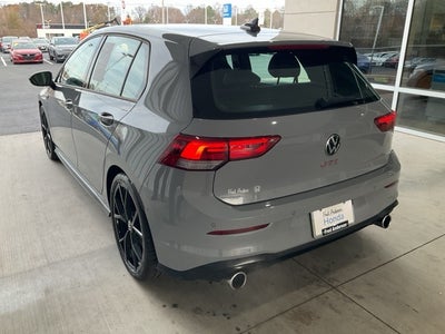 2024 Volkswagen Golf GTI Autobahn