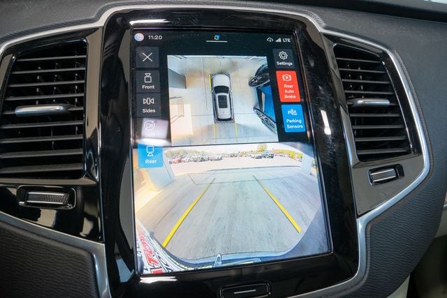 2024 Volvo XC90 B6 Plus Bright Theme