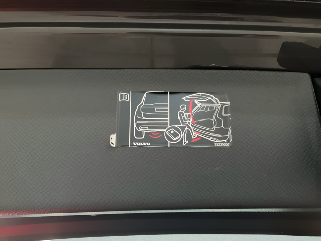 2024 Volvo XC90 B6 Plus Bright Theme