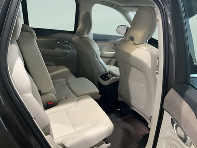 2024 Volvo XC90 B6 Plus Bright Theme