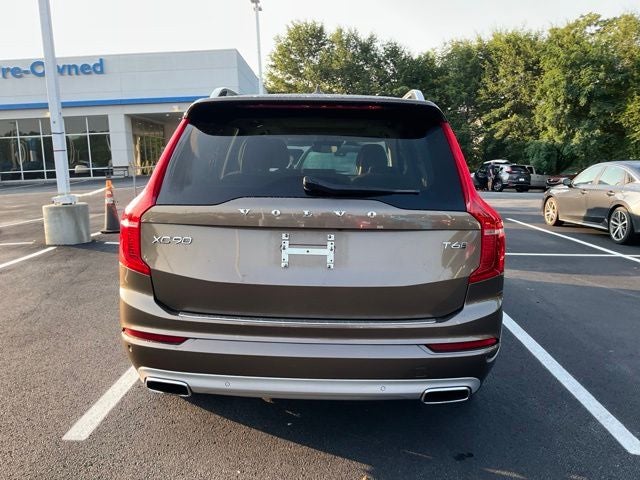 2016 Volvo XC90 T6 Momentum