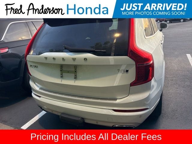 2017 Volvo XC90 T6 Momentum